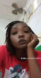 Timoun depi 6h m nan travay, m poko janm fini, m tèlman travay jodi a tout  pye m anfle, epi pou yn moun panse utilize m mal pou èd map bay, hhmmmm