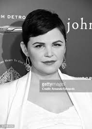 1,871点のAmanda Stuartの写真と高解像度写真