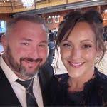 Melissa Rauscher's Instagram, Twitter & Facebook