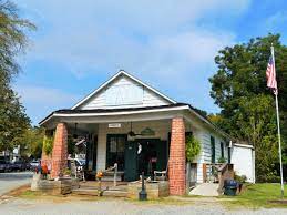 We have 33 whistle stop cafe locations with hours of operation and phone number. Fried Green Tomatoes Im Whistle Stop Cafe