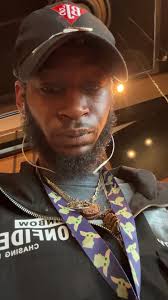 This song so hard #erykahbadu #windowseat