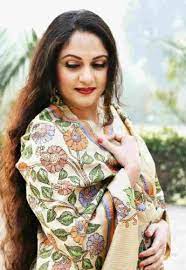 She is best known for her role as gauri in lagaan: Gracy Singh Net Worth Age Family Husband Wiki Biography And More
