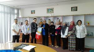 Secara amnya, pentadbiran jabatan pendidikan negeri sarawak bermula dengan lima bahagian mengikut pembahagian daerah negeri. Taklimat Zakat Dan Penerangan Produk Bantuan Tbs Di Jabatan Perbendaharaan Negeri Sarawak Tabung Baitulmal Sarawak