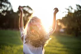 By acting as soon as you see split ends or experience dryness, you'll prevent further damage down the line. Sun Kissed Hair Two Ways To Naturally Achieve Summer Ready Highlights Pinup Salon