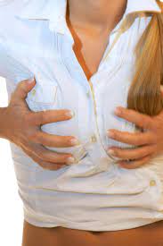 hot kim chung, who takes out the stitches that stick out from her clothes, 나를 사랑한 스파이 20201210. One In 10 Women Say Taking Off Their Bra At The End Of The Day Is Better Than Sex