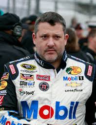 Ward had leapt from his wrecked car to confront stewart on the track, who was driving under the caution flag at the rules specify that only nascar regulars who attempt to qualify for every race are eligible for the. Tony Stewart Will Not Race Daytona 500 Because Of Back Injury The New York Times