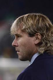 Del piero si alza dalla panchina. Pavel Nedved Juventus Club