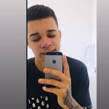 Daniel Lis's Instagram, Twitter & Facebook