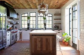 The modular shape of brick flooring tiles (3 5/8″ x 7 5/8″) makes prefabrication possible. 75 Beautiful Brick Floor Kitchen Pictures Ideas July 2021 Houzz