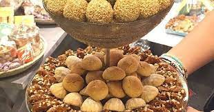 حلو العيد صور كحك و غريبة و بسكويت نشاركها معكم عبر موقعنا أحلي صورة وياتى عيد الفطر و تستعد له الاسرة قبلة بايام فتبدا بعمل حلويات العيد و هي تختلف م