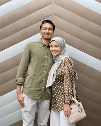 Untuk itu, ungkapkanlah kalimat ini untuk suamimu yang berulang tahun. Manja Mira Filzah Panggil Suami Bubu Tapi Peminat Ingat Panggil Kucing