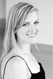 Leah Crane's Instagram, Twitter & Facebook