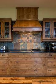 Regardless of whether you imagine a smooth, current space including glimmering white accents and stainless steel hints or the rich reds and burgundies of a comfortable. 75 Beautiful Kitchen With Slate Backsplash Pictures Ideas April 2021 Houzz