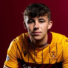 Tom Sparrow (@tommsparrow) · Instagram photos and Reels