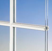 Ici, vous ne trouverez que des produits de grandes marques allemandes que vous pouvez paramétrer de a à z: Les Vitrages Et Petits Bois Janneau Menuiseries