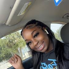 Amani Dixon's Instagram, Twitter & Facebook