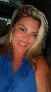 Hey beautiful women of God!💖 My name is Kinder! I am deeply in love with  Jesus. He has me in such an exciting new season. But I know also what it  feels