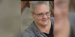 Cheryl Weaver's Instagram, Twitter & Facebook