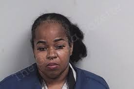 Tiffany Queen's Instagram, Twitter & Facebook