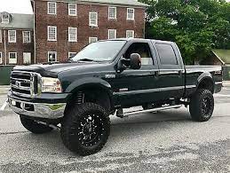 Damaged salvage heavy duty truck. 2006 Ford F 250 Lariat Crew Cab Pickup 4 Door 2006 Ford F 250 Super Duty Lariat Fx4 Crew Cab Powerstroke Tu Ford Super Duty Trucks Truck Flatbeds Cars Trucks