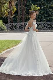 Die korsage ist mit spitze überzogen und hat 3/4 lange ärmel. Prinzessin Brautkleid Cinderella Brautmode Koln Wuppertal Brautmode Hochzeitskleid Spitze Kleid Hochzeit