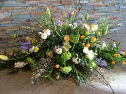 pin op bloem