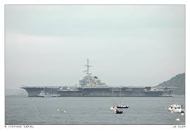 Et Le Clemenceau Est Arrive Through The Eyes Of Sterne Porte Avions Navire De Guerre Marine Militaire