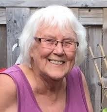 Marie Bauder's Instagram, Twitter & Facebook