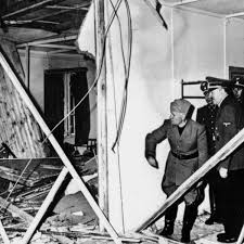 Death of mussolini / end of mussolini / killing mussolinithe death of benito mussolini, the deposed italian fascist dictator, occurred on 28 april 1945, in t. Da Wird Widerstand Zur Pflicht Kultur