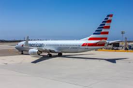 American replaced their old seats with new grey leather seats like on their newer planes. Opinion American S Retirement Of Older 737s Shows A Bigger Picture Airlinegeeks Com