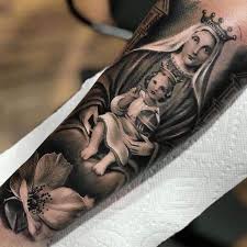 The most original tattoos of the pilgrims of the camino de santiago. 10 Originales Ideas De Tatuajes De Venezuela Solo En Venezuela Tatuaje De Venezuela Tatuajes Tatuaje De Puente