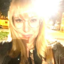 FOKA CELEBRYTKA 🌟 Po raz pierwszy widziana w styczniu w okolicy Krynicy  Morskiej, foka pospolita nazwana "celebrytką" przez wolontariuszy  Błękitnego Patrolu WWF wciąż podróżuje wzdłuż polskiego wybrzeża! Dzięki  obserwacjom wolontariuszy wiemy, że