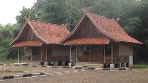 Mau ngomongin apa lagi nih? Ragam Rumah Adat Jawa Barat Peninggalan Leluhur Rumah Com