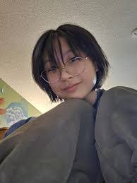 Chloe Wong's Instagram, Twitter & Facebook