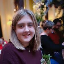 Victoria Ramsden (@vickycorinne)