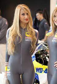 The ones with seam in the front, or gets me to snip. In Praise Of Camel Toe