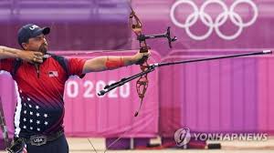 한국 대표선수끼리 격돌한 남자 개인전에서는 김제덕에게 세트스코어 7대 3으로 패해 은메달을 획득했다. Y2nbyvgi9fku2m