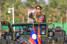 6park.com 老挝人民军建军70周年阅兵式，中国制造亮点颇多