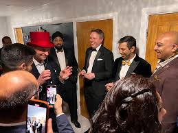 The Best Party Magician in The UK -Birthdays and Christmas Parties