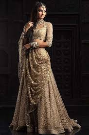 Maybe you would like to learn more about one of these? Indian Wedding Dress By Tarun Tahiliani By Dress Indian Tahiliani Tarun Wedding Indische Hochzeitskleider Hochzeitskleid Tarun Tahiliani