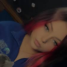 Teen babysitter available in Richmond, Kentucky area