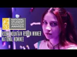 Music Video for Mona Lisa by MxMtoon