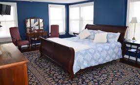 Modern çizgilere sahip stilleriyle göz dolduran koltuk çeşitleri birbirinden özel desenlerden oluşan alternatif modellerle evlerini zarif bir şekilde dekore etmek isteyen kullanıcılara hitap ediyor. 25 Of The Most Unique And Unusual Airbnbs In Pennsylvania Uncovering Pa