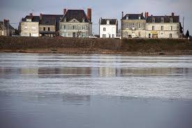 La Loire En Hiver Loire Valley Loire Cycling Touring