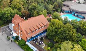 Property location when you stay at hotel an der therme haus 1 in bad sulza, you'll be minutes from toskana therme. Hotel Zur Therme Bad Westernkotten Erwitte Thermehotel
