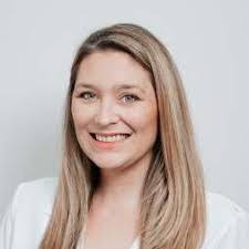 Kristin Wheaton's Instagram, Twitter & Facebook