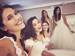 She has a twin sister, named gözde akyıldız. Gokce Akyildiz Birtanecik Bebegim 1 Yasina Girdi Magazin Haberleri Fiskos Haberleri