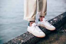 One Step Ahead With Our V 12 B Mesh White Emeraude Vejav12 V12 Vejakicks Vejakids Summerkicks Kicksoftheday Sneakers Wildrubber Organiccotton Veja Store