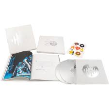 Many couples who could not afford a luxury honeymoon when they got married, can make their dreams come true with the perfect anniversary trip to maui, the caribbean, florida or the pacific years later. Serato 20th Anniversary Limited Edition Box Set Music Store Professional De De