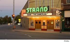 Movie Theatre Box Offices Movie Theaters Struggle Despite Summer S Super Blockbusters Box Office Movie Movie Theater Ticket Booth